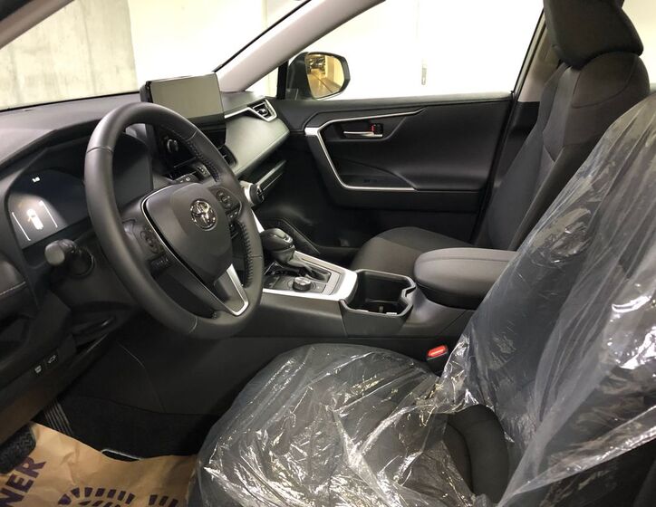 Toyota RAV4 9