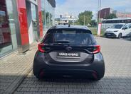 Toyota Yaris 5
