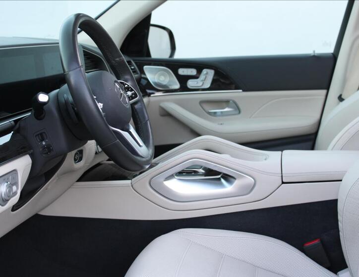 Mercedes-Benz GLS 17