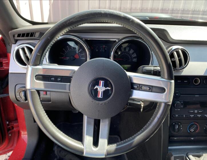 Ford Mustang 19