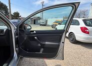 Volkswagen Golf 16