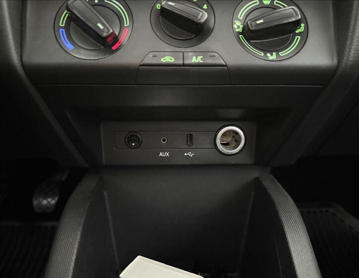 Škoda Fabia 19