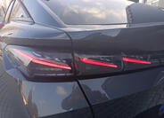 Peugeot 408 8