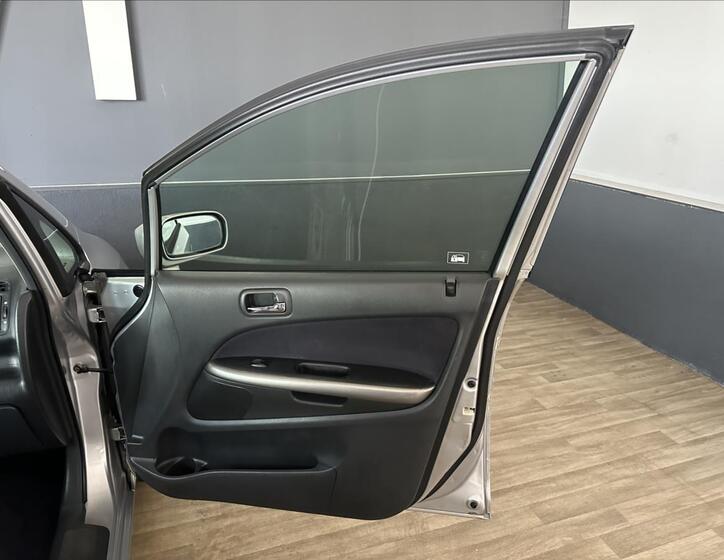 Honda Stream 19