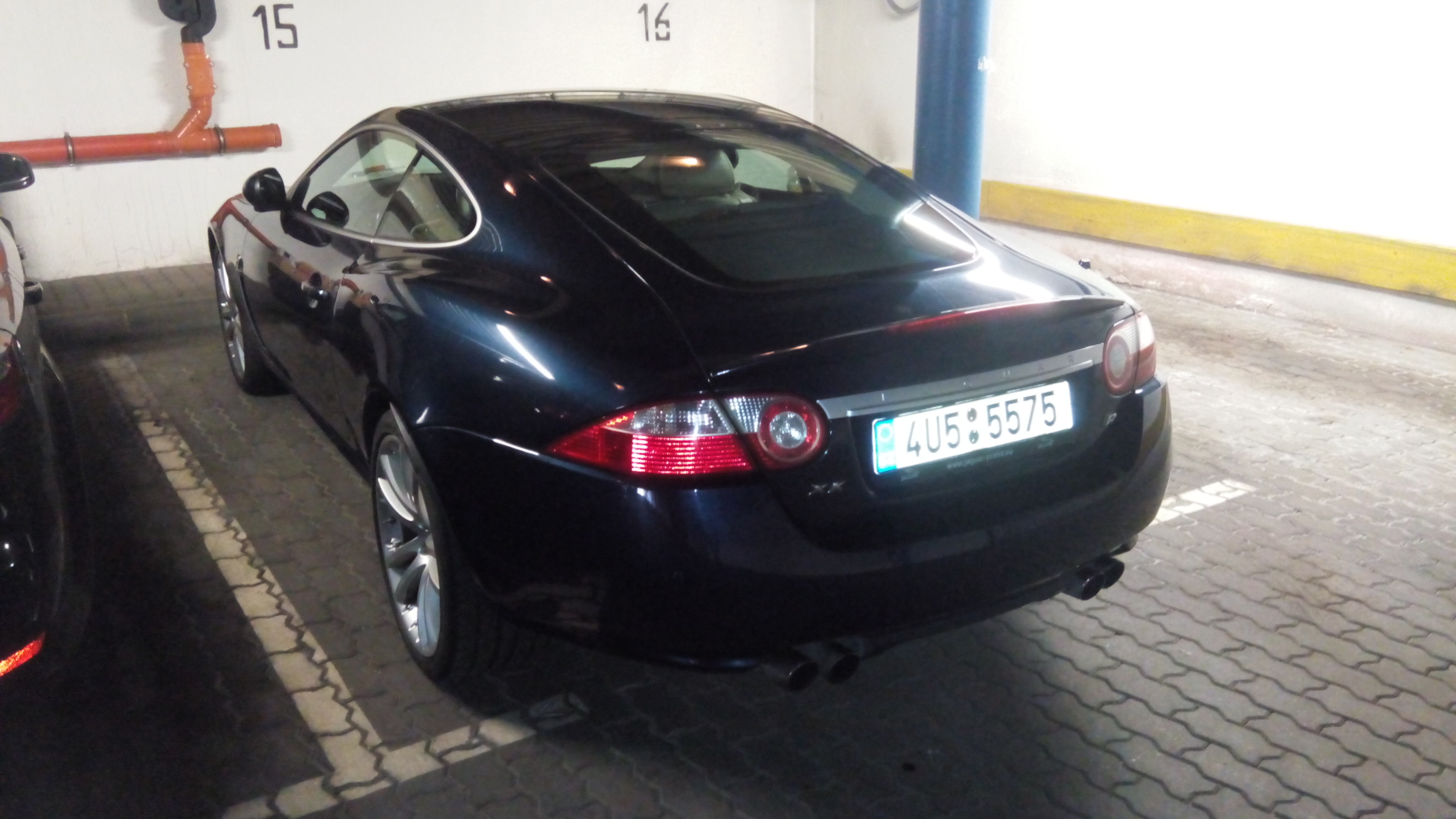 Jaguar XKR