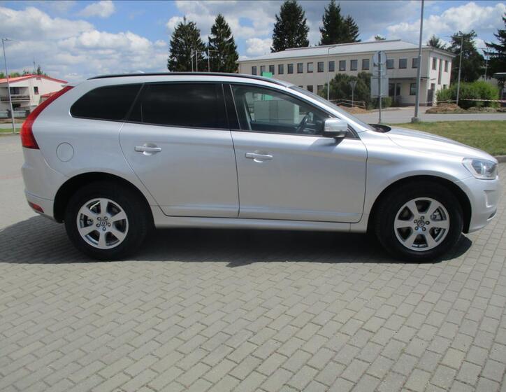 Volvo XC60 5
