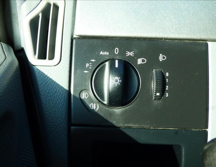 Mercedes-Benz Viano 12