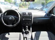 Volkswagen Golf 11