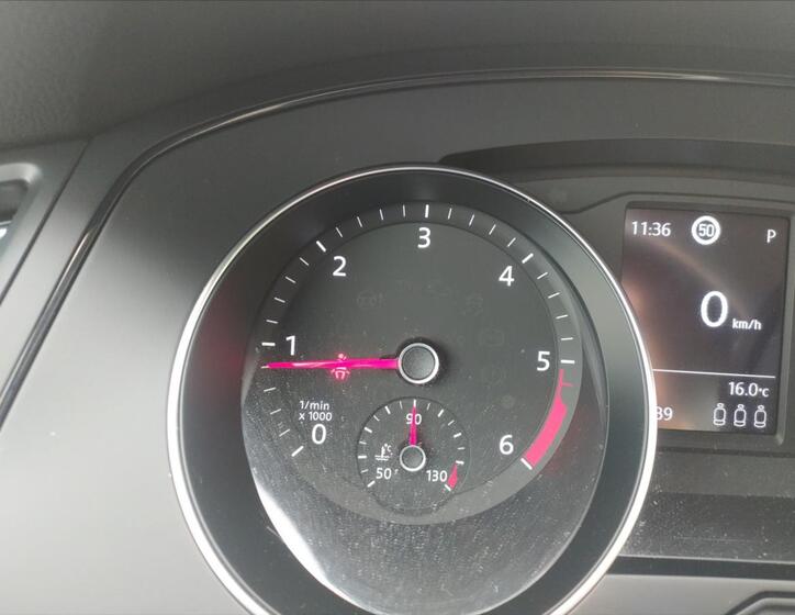 Volkswagen Passat 13