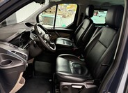 Ford Tourneo Custom 11