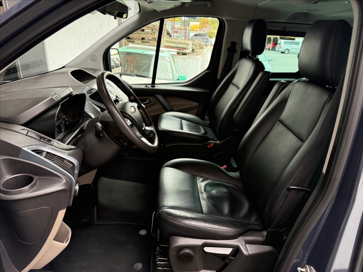 Ford Tourneo Custom