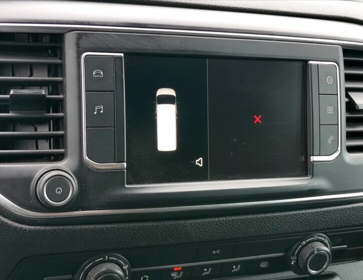 Opel Vivaro 11