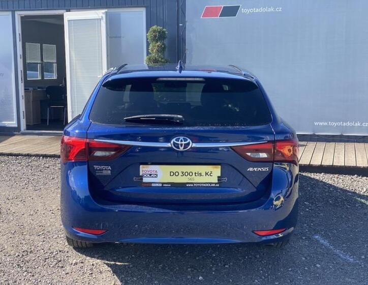 Toyota Avensis 5
