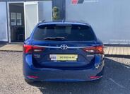 Toyota Avensis 5