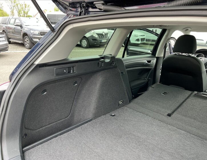 Volkswagen Golf 31