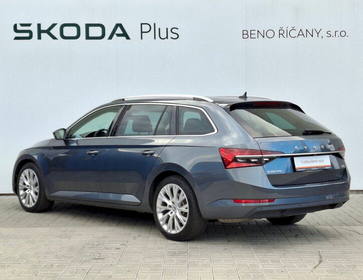 Škoda Superb 13