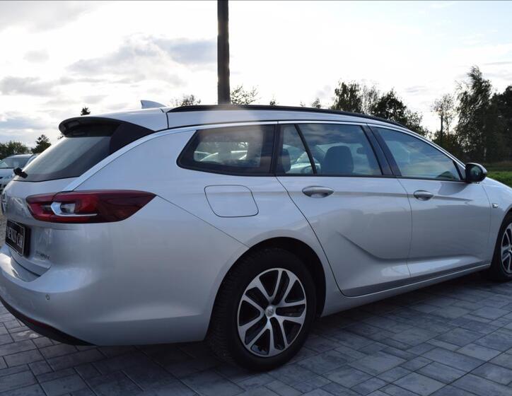 Opel Insignia 5