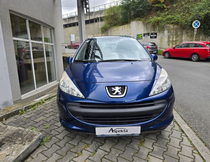 Peugeot 207 8