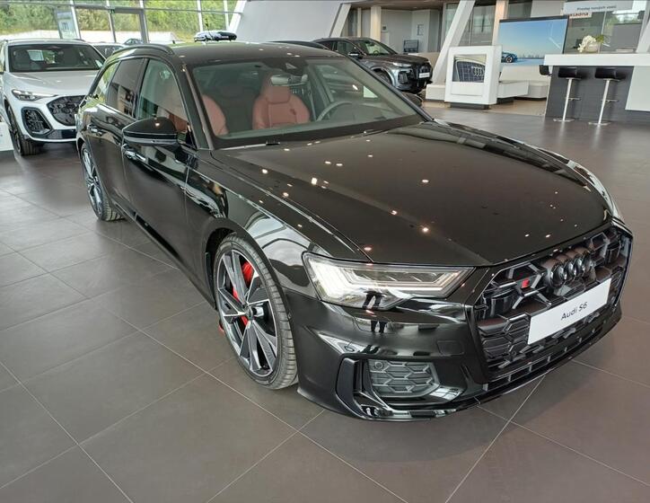 Audi S6 3