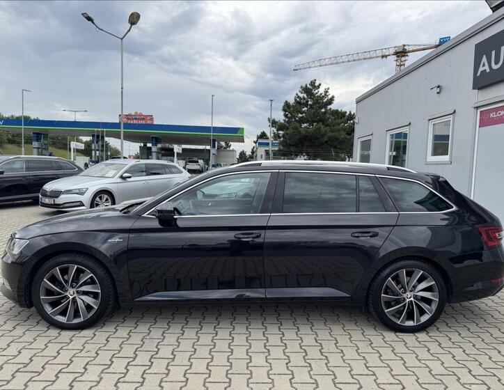 Škoda Superb 3