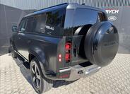 Land Rover Defender 6