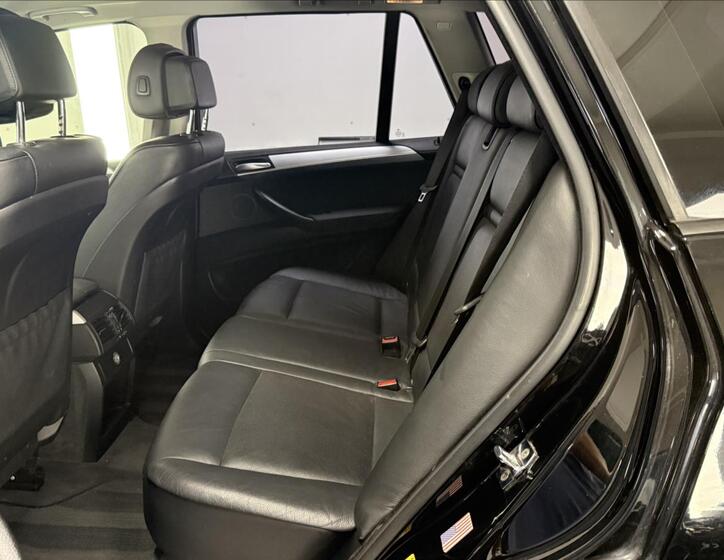 BMW X5 9
