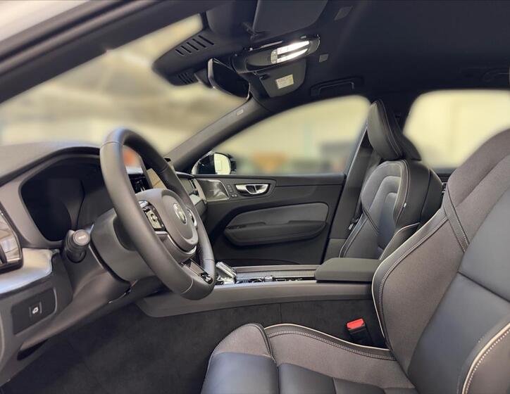 Volvo XC60 7