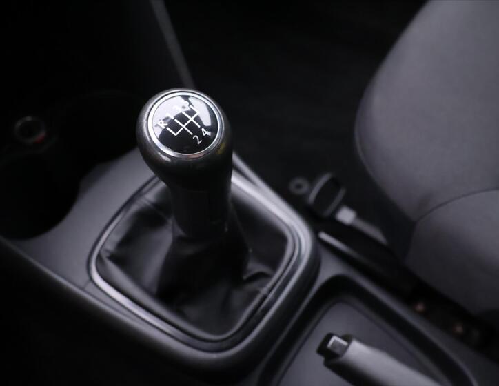 Volkswagen Polo 25