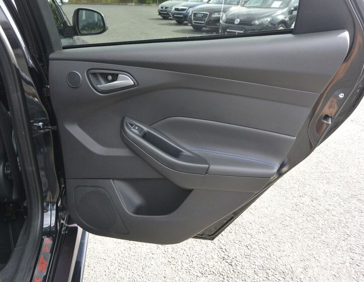 Ford Focus 33