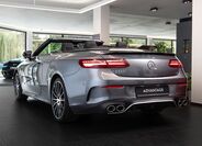 Mercedes-Benz Třídy E 4