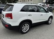 KIA Sorento 11
