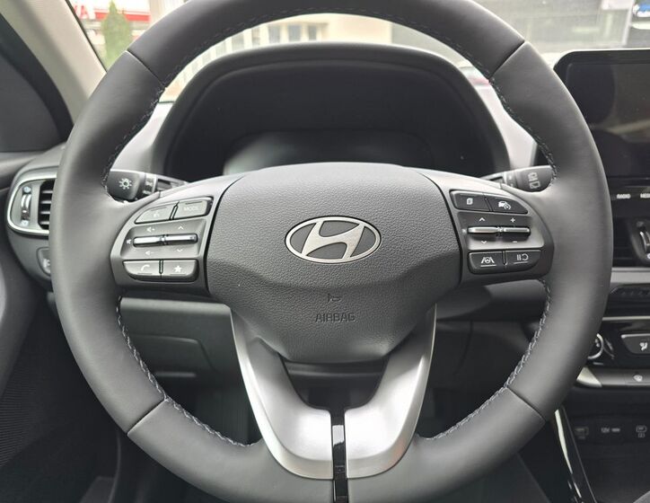 Hyundai i30 14