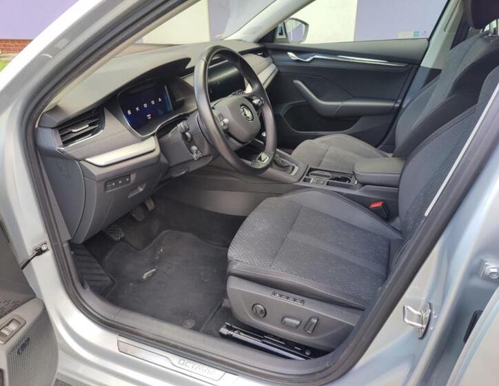 Škoda Octavia 12