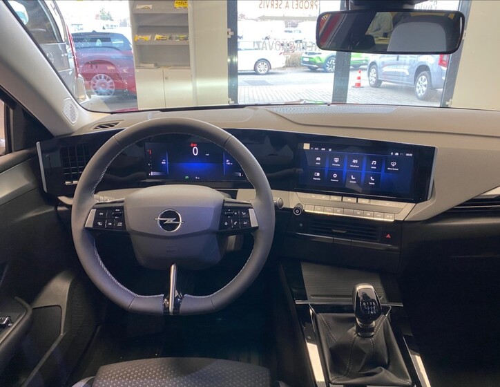 Opel Astra 6