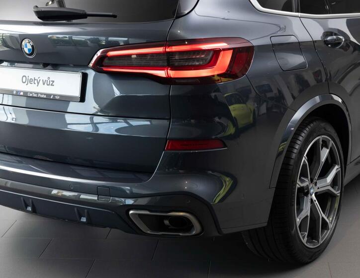 BMW X5 9
