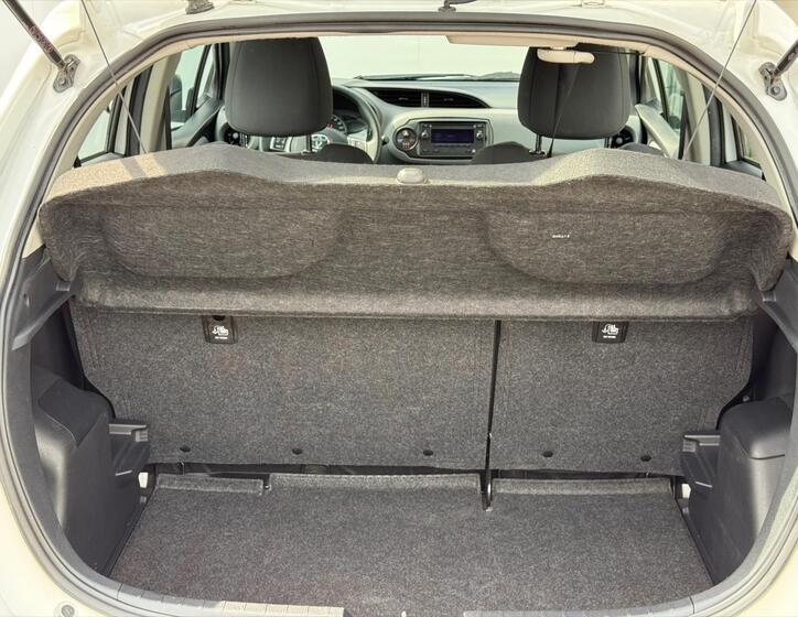 Toyota Yaris 19