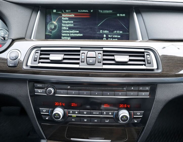 BMW Řada 7 34