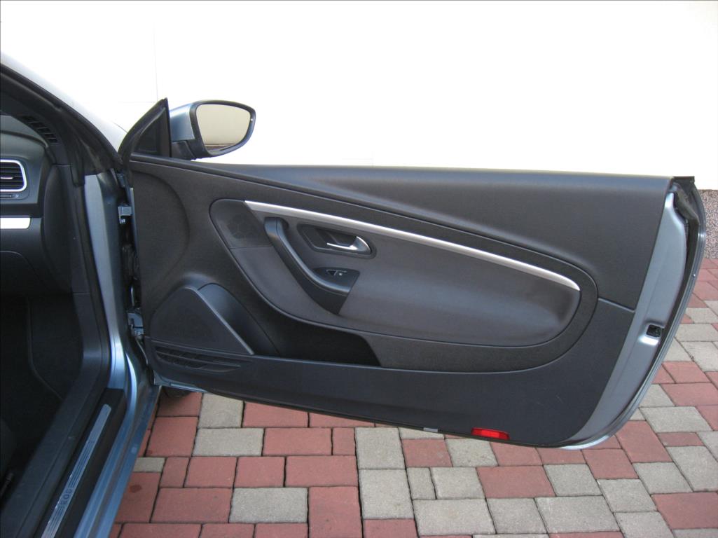 Volkswagen EOS