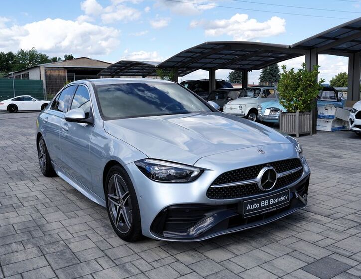 Mercedes-Benz Třídy C 8