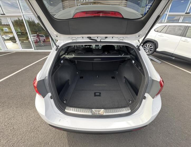 Hyundai i40 14