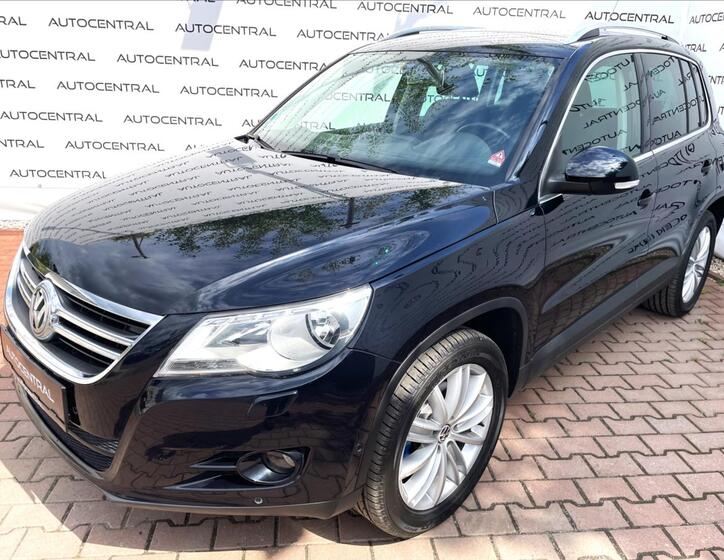 Volkswagen Tiguan 7
