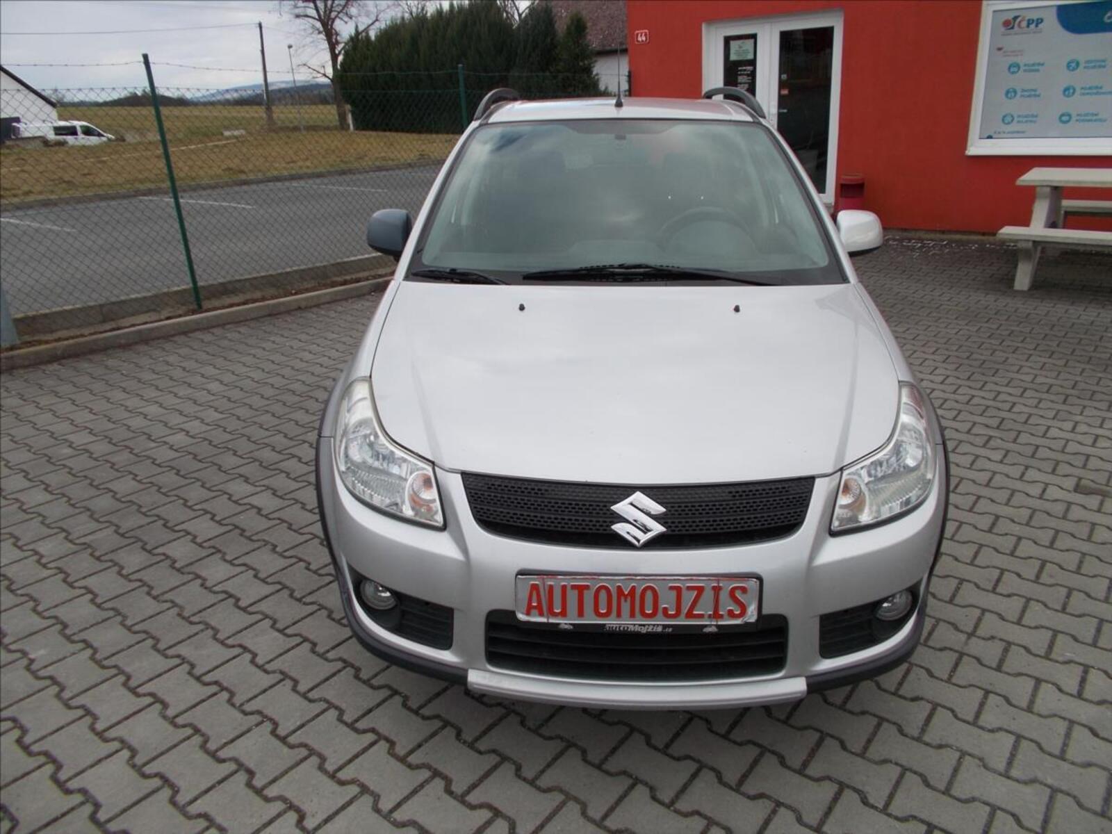 Suzuki SX4 3
