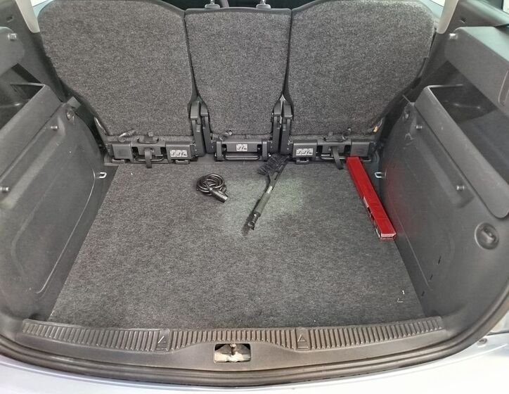 Škoda Roomster 5