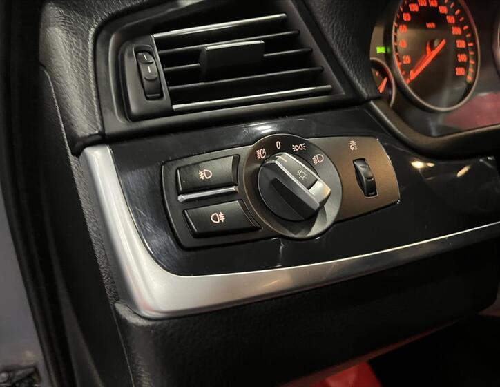 BMW Řada 5 15