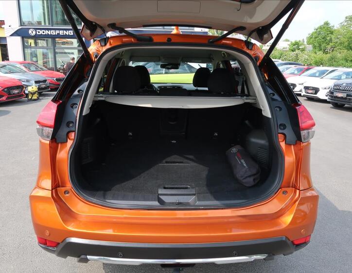Nissan X-Trail 25