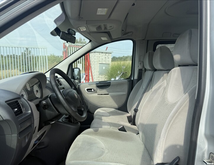 Peugeot Expert 9