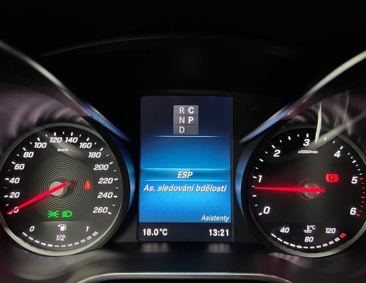 Mercedes-Benz Třídy V 16