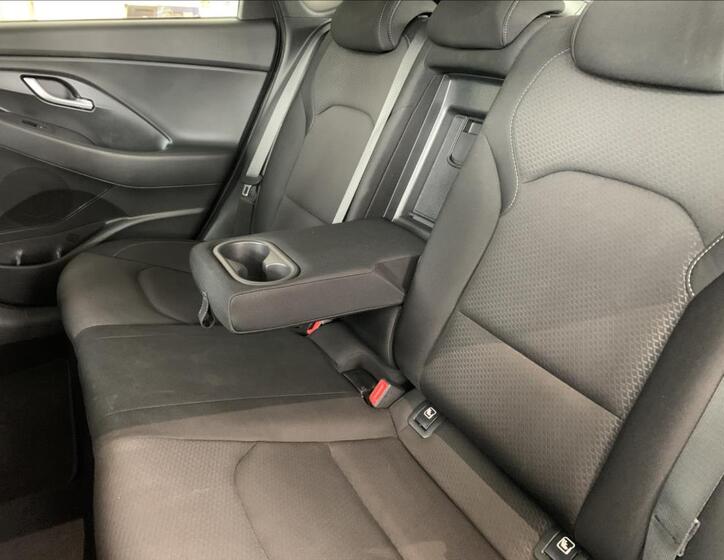 Hyundai i30 14
