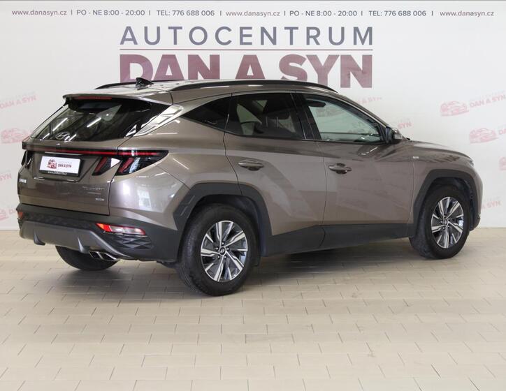 Hyundai Tucson 4