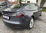 Tesla Model 3 7